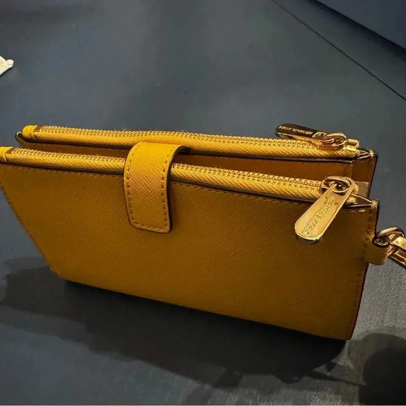 Michael Kors Jet Set Double Zip Wristlet New - Picture 4 of 10